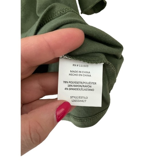 Lily White Blouse Top Womens Size L Green Crew Neck Ruffle Short Sleeve Pullover - Picture 3 of 5